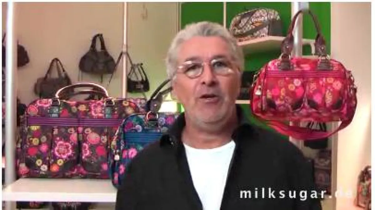 Kaufberatung per Video für Oilily Taschen Flower Check Winterblüten im Milksugar+ Onlineshop