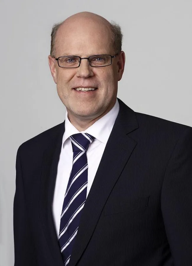 Rainer Hundsdörfer wird neuer Vorsitzender der Geschäftsführung der ebm-papst Unternehmensgruppe