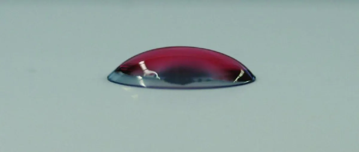 Kontaktlinse nach der Polymerisation