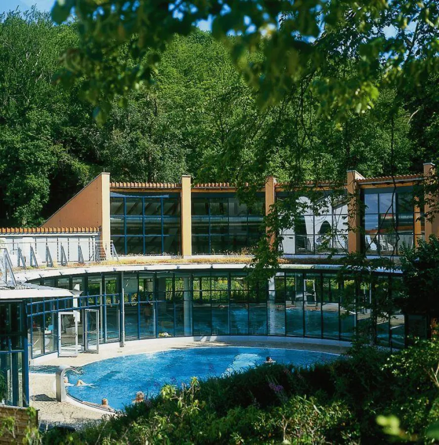 Außenbecken Calciumsolebad