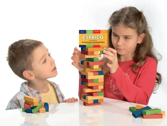 Bild: Kinder unter Schulstress – die Ernährung kann helfen