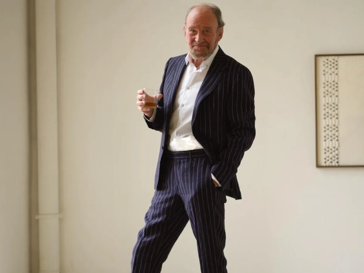 Michael Mendl im DAVID VAN L. Maßanzug