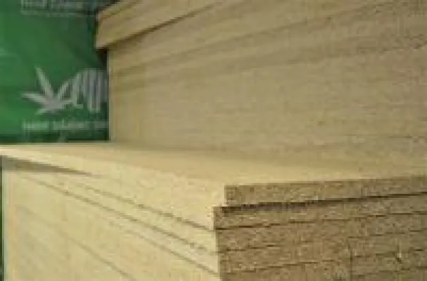 Bauprofis raten: "Jetzt mit Hanf dämmen, um deutlich weniger zu heizen!" Bild: Bauprofis raten: "Jetzt mit Hanf dämmen, um deutlich weniger zu heizen!"