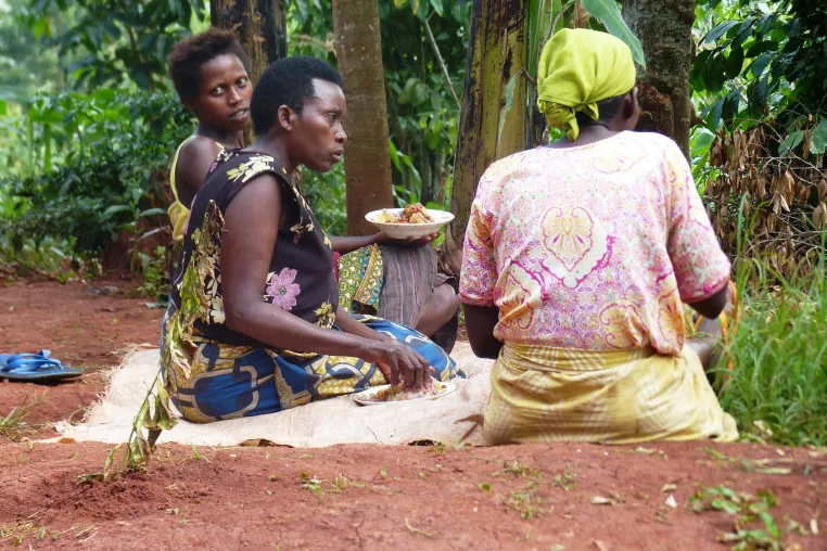 Bild: Kreativzentrum für Frauen in Uganda - Hilfsprojekte stärken die ländliche Gemeinschaft