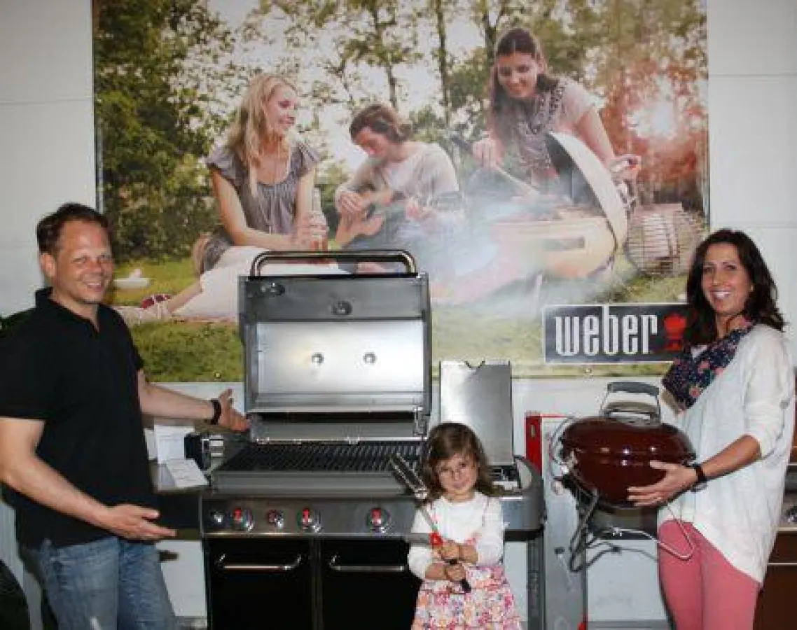 Der alte Tischgrill ist zu klein, oder nicht mehr heiß genug? Thomas und Kirsten Loetters schaffen m