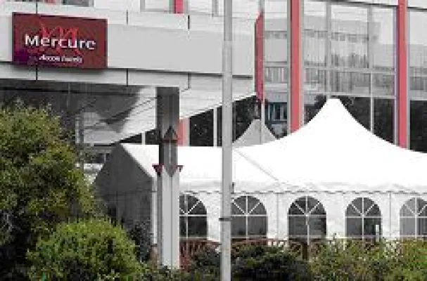Bild: Ein Platz für Raucher – im ersten 100 % rauchfreien Mercure Hotel in Sindelfingen