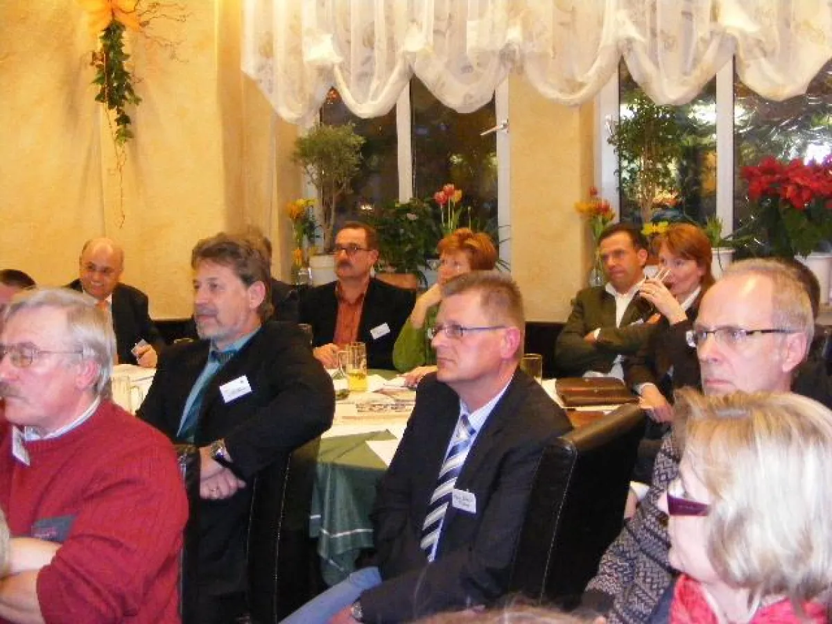 Netzwerkübergreifende Zusammenarbeit in A³