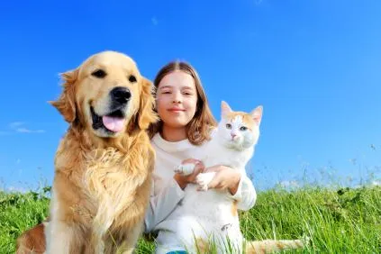 Bild: Hunde und Katzen im Frühling - Zeckenzeit und Fellwechsel