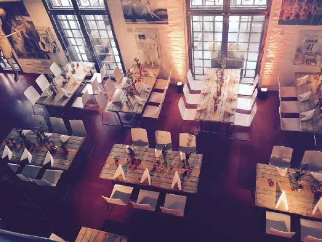 Talk trifft leibliches Wohl: 'SPORT BRUNCH' am Rheinufer im DSOM Köln Bild: Talk trifft leibliches Wohl: 'SPORT BRUNCH' am Rheinufer im DSOM Köln