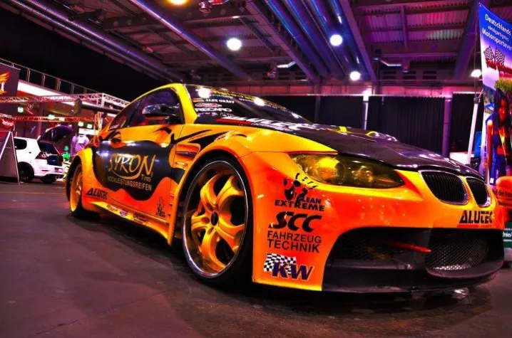 Bild: CLEANEXTREME beim Finale des GYMKHANA-DRIFT-CUPS auf der Essen Motor Show 2012