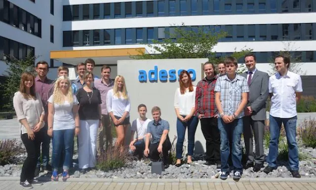 Bild: Neue Auszubildende von adesso steigen mit intensivem Praxisbezug ins Berufsleben ein
