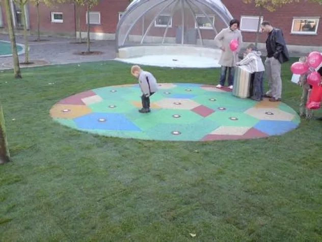 Bild: Light & Sound Game - Prototyp erfreut Kinder in Vejle