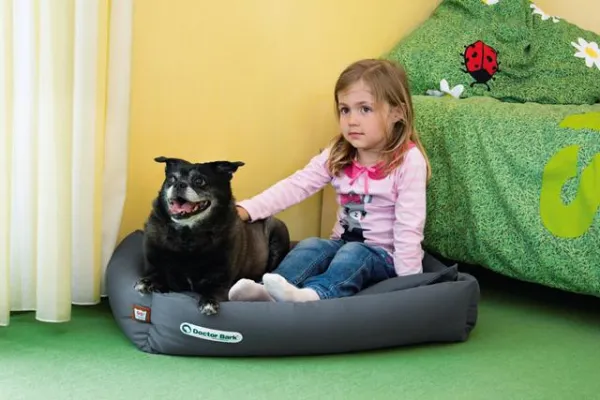 Bild: ALT GEGEN NEU – TAUSCHAKTION FÜR DEN GUTEN ZWECK