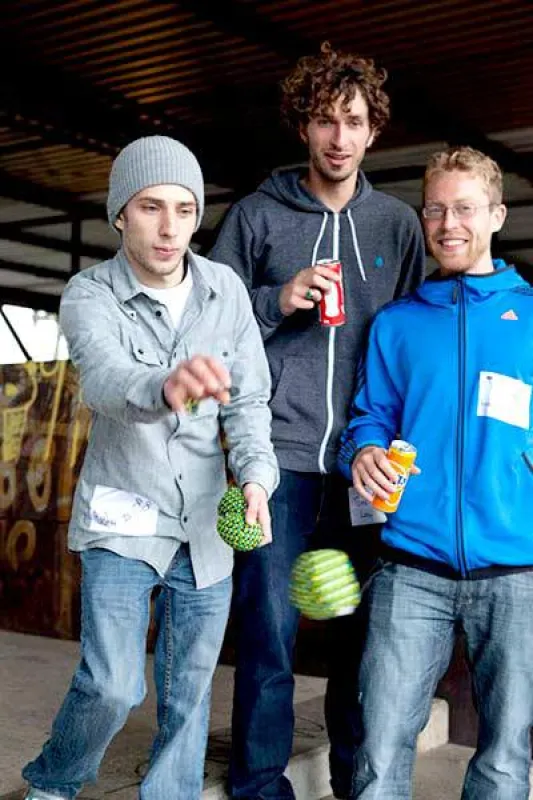 Weltmeister 2012(rechts); Erfinder (mittig)