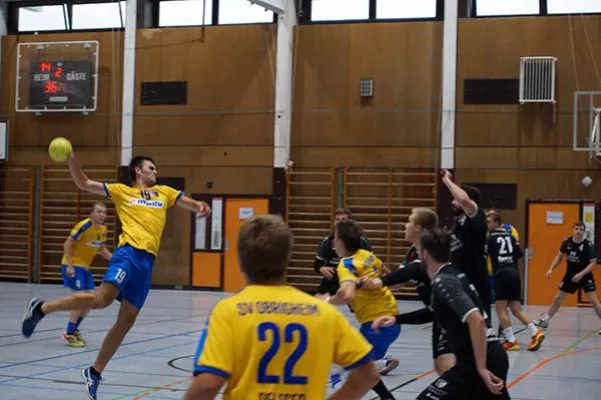Bild: Starkes Team: Werbebüro Leinberger sponsert Handballer des SV Germania Obrigheim