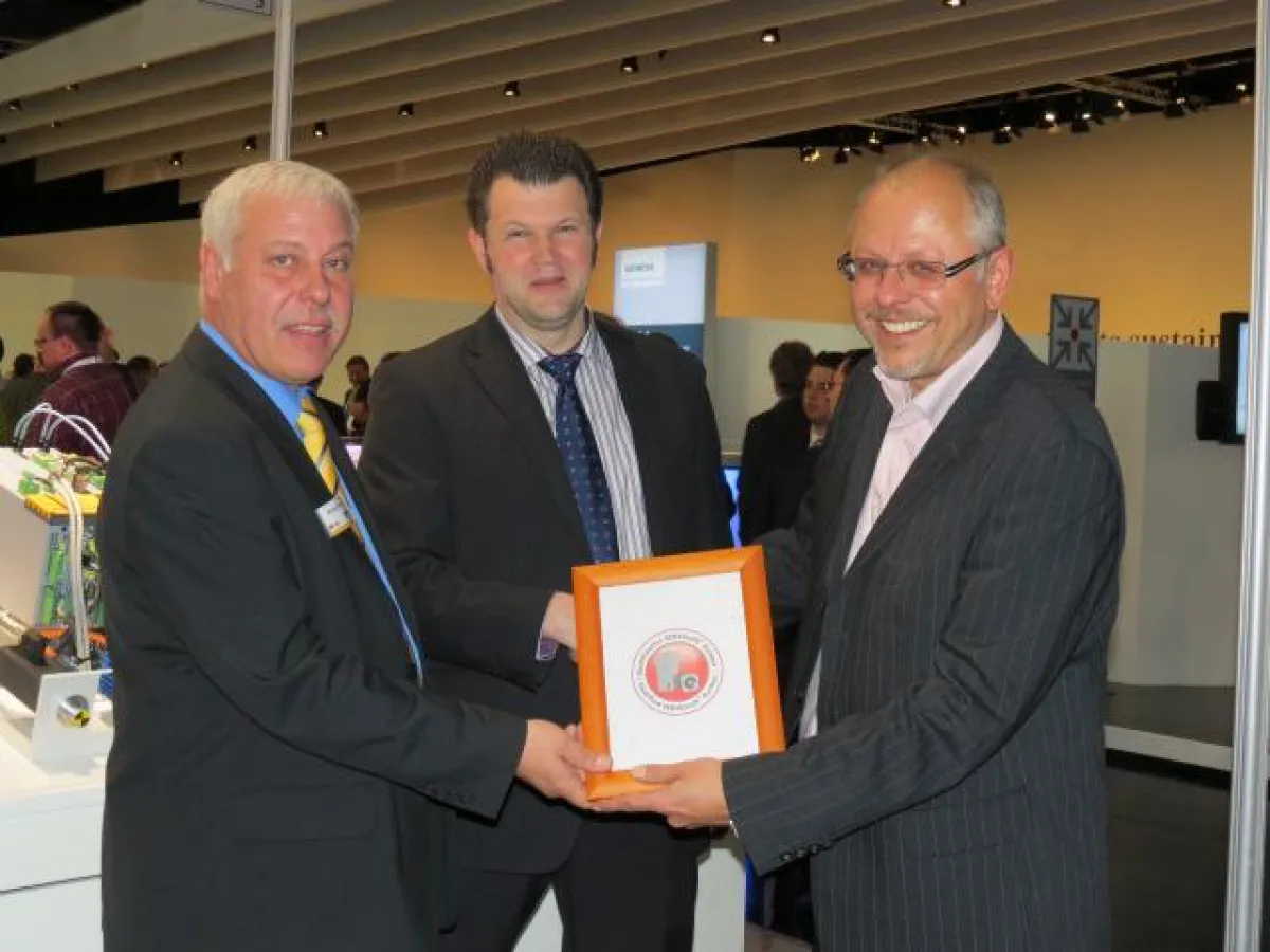 Verleihung des Zertifikats 