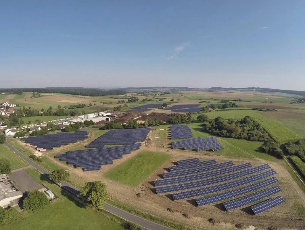 Solarpark der 7x7 Bürgerenergie I. in Lauterbach-Wallenrod