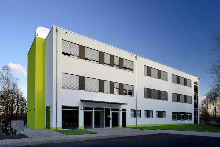 Bild: Stadt Menden realisiert Neubau für Gesamtschule in ALHO Modulbauweise