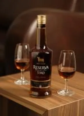 Bild: OSBORNE überzeugt mit neuem Genießer-Brandy – Reserva del Toro