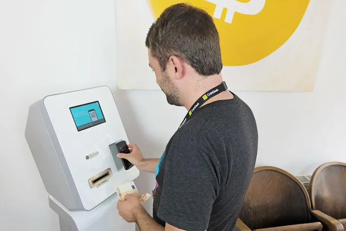 Erster Bitcoin-Automat Österreichs geht in Betrieb Bild: Erster Bitcoin-Automat Österreichs geht in Betrieb