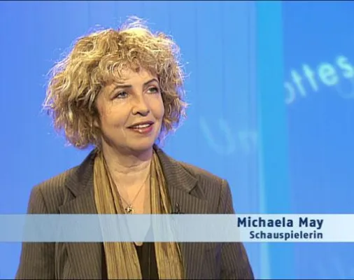 Bild: Michaela May im Gespräch mit Bruder Paulus - Sonntag, 20.01.2008, 8.30 Uhr, N24 Ethik „Um Gottes Willen"