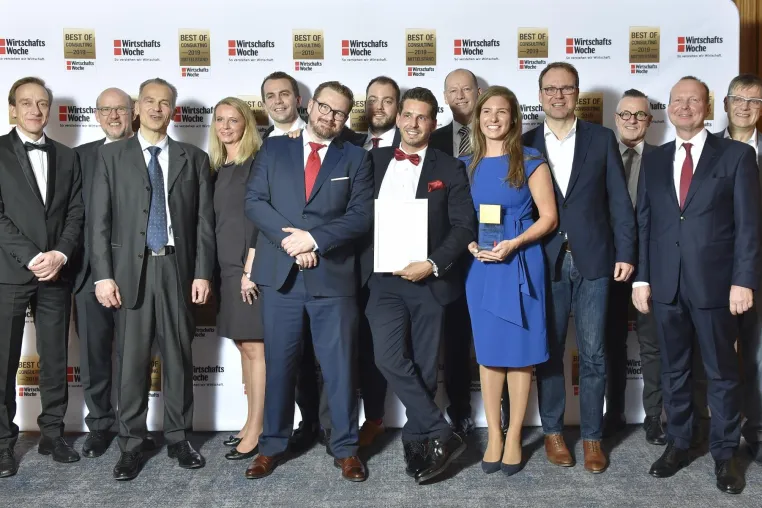 Bild: „Best of Consulting”-Award: BearingPoint holt mit KfW und Vodafone Doppelsieg