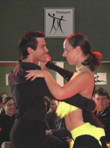 Bild: Mit dem Tanzbein zuerst ins duale Studium