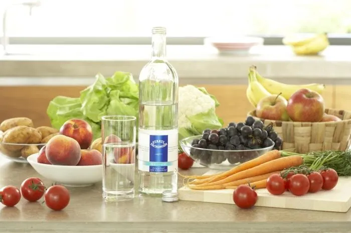 Bild: Staatl. Fachingen Medium befragte über 1.000 Frauen zu richtigen Trinken und Säure-Basen-Balance