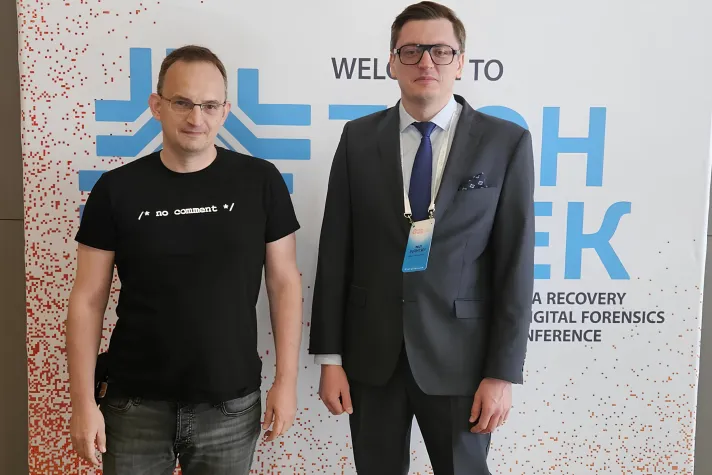 Technologieführerschaft durch Expertenwissen: 030 Datenrettung Berlin GmbH bei ACE Lab Tech Week Bild: Technologieführerschaft durch Expertenwissen: 030 Datenrettung Berlin GmbH bei ACE Lab Tech Week