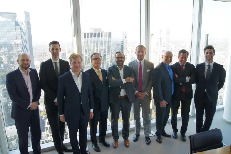 Bild: Holt Holding Group und CEZ Group bilden Joint Venture
