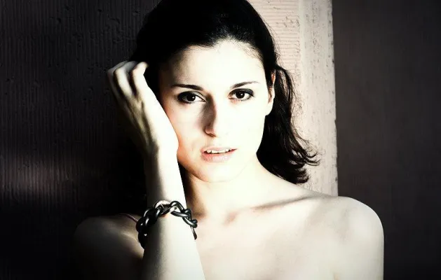 Bild: The New Iron Jewellery – exklusiver Schmuck aus schwarzem Eisen