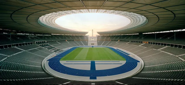 Bild: Im Olympiastadion Berlin werden ab Pfingsten wieder Führungen angeboten