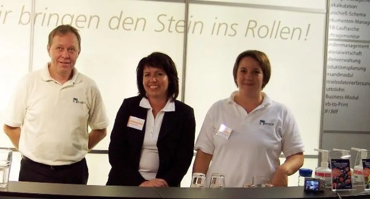 Hannah Nitschinger (ganz rechts) setzt sich für Workflow ein.