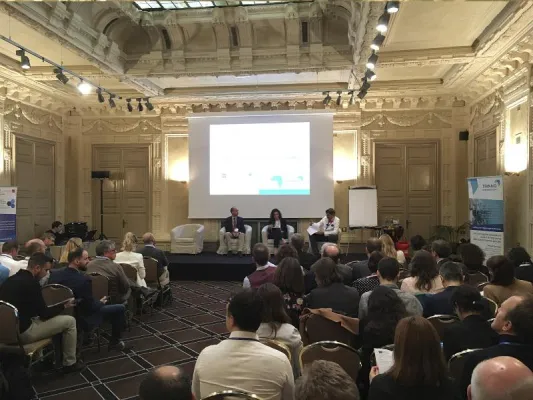 Bild: Projekt NMP-REG: Internationaler Workshop in Florenz zum Thema Industrie 4.0