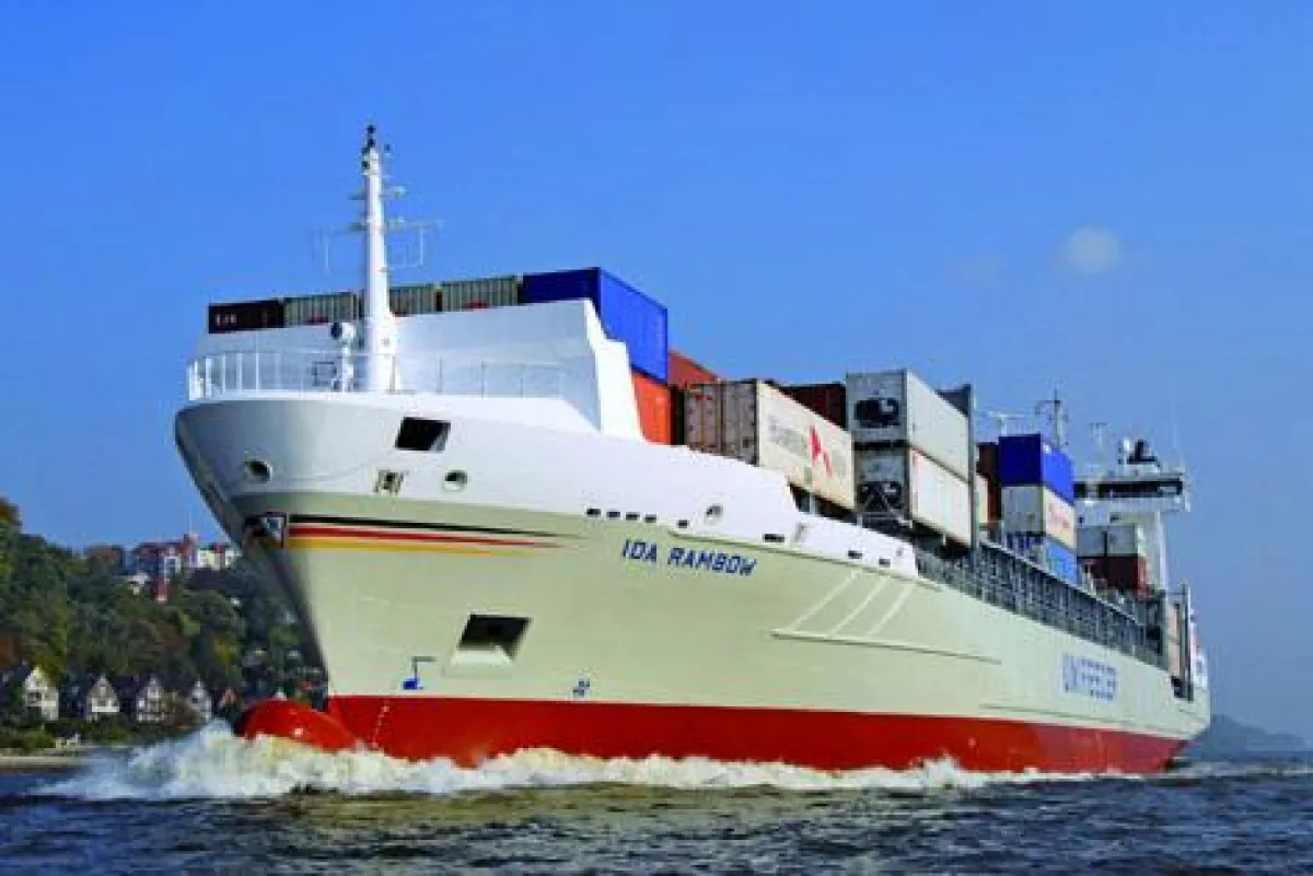 Volle Kraft voraus: Unifeeder expandiert nach Großbritannien und festigt damit seine führende Position in Nordeuropa.