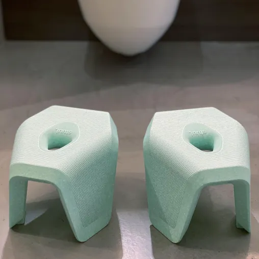 Ein Toilettenhocker als Designobjekt Bild: Ein Toilettenhocker als Designobjekt