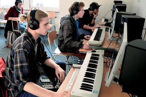 Bild: Bewerbungsschluss an der Berufsfachschule für Rock, Pop und Jazz München
