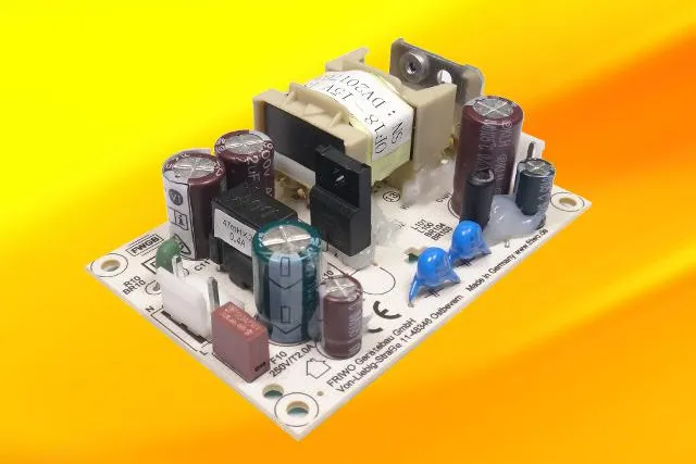 Bild: 18 W Open Frame-Stromversorgungen mit medizinischer Zulassung