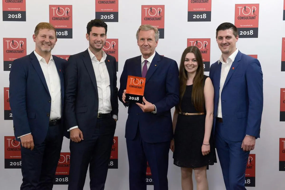 parameta Projektmanagement GmbH erhält TOP CONSULTANT-Sigel durch Bundespräsident a. D. Ch. Wulff
