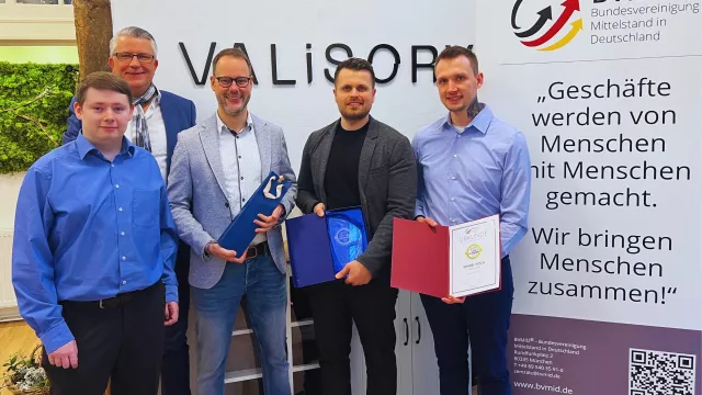 BVMID zeichnet Valisory GmbH - mit dem TOP 100 Unternehmen & Dr. Andreas Kohne TOP 100 Experten Siegel aus Bild: BVMID zeichnet Valisory GmbH - mit dem TOP 100 Unternehmen & Dr. Andreas Kohne TOP 100 Experten Siegel aus