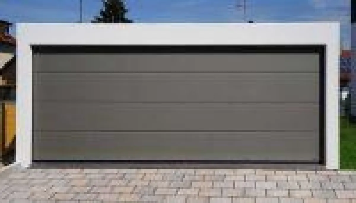 Neueste Großraumgarage 2020.