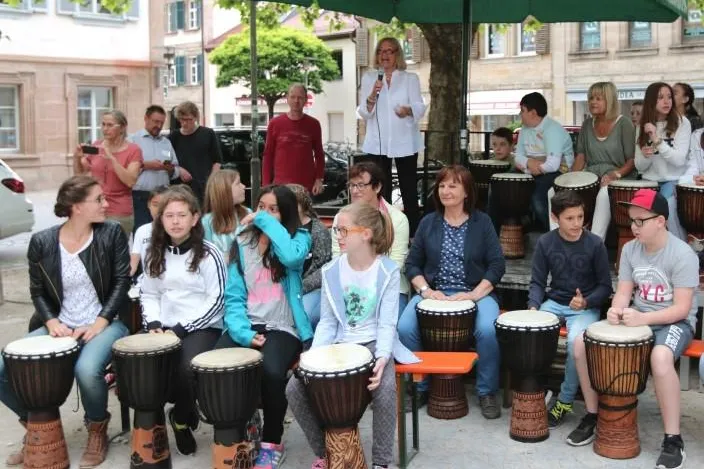 Bürgerstiftung Erlangen stellt weitere 60.000 Euro den Erlangern zur Verfügung Bild: Bürgerstiftung Erlangen stellt weitere 60.000 Euro den Erlangern zur Verfügung