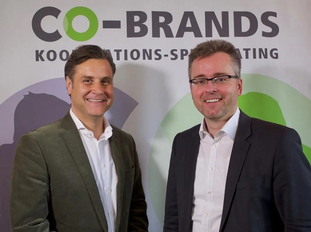 CO-BRANDS 2017-Initiator Nils Pickenpack (l.), Keynote Speaker Prof. Dr. Karsten Kilian
