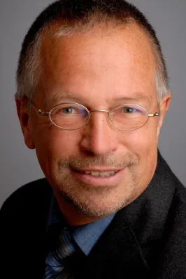 Bild: Information Builders ernennt Martin Schmid zum Manager Professional Services