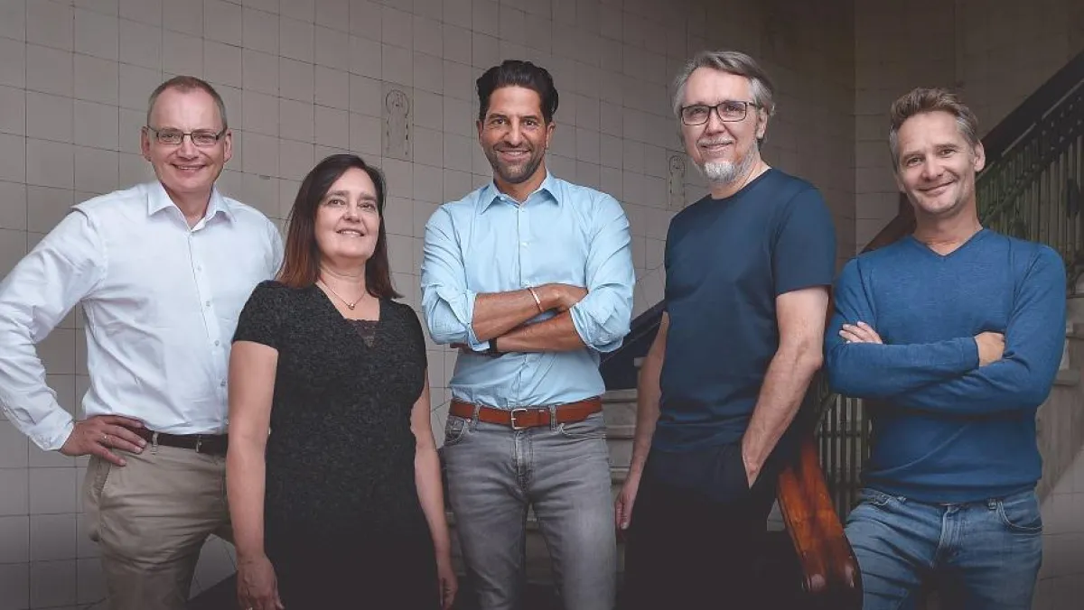 (links nach rechts): Magnus Schröder, Heike Gudella, Marco Safavi-Hir, Mirko Vasata, Heiko Scmidt