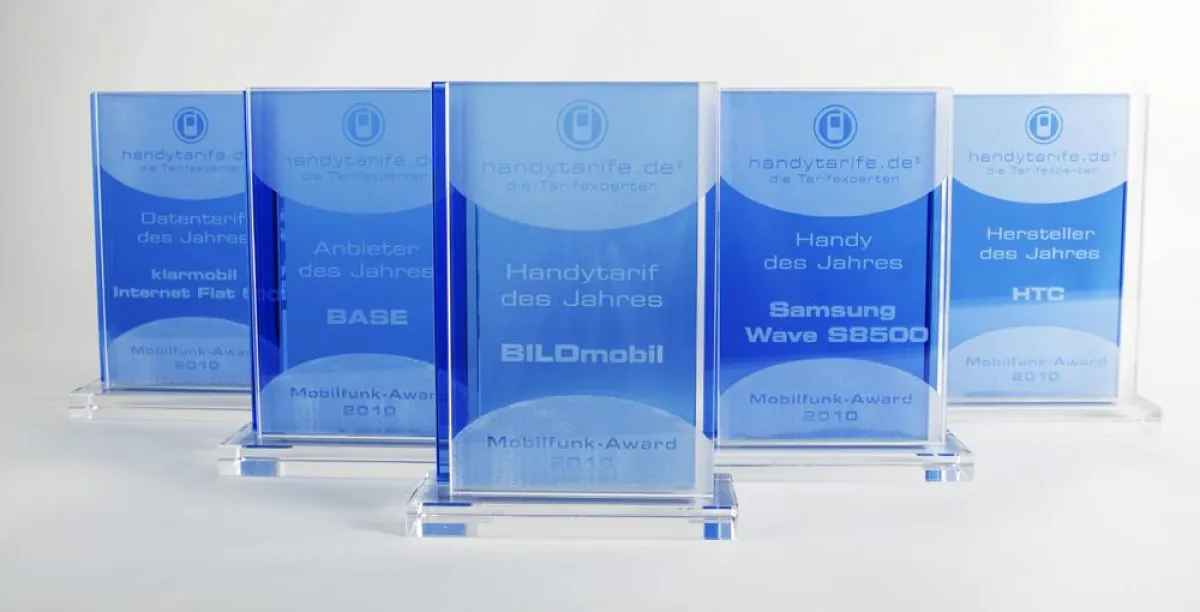 Mobilfunk-Award 2010: handytarife.de ehrt zum vierten Mal die besten Tarife und Handys.