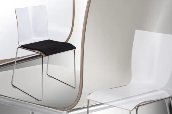 Bild: Design-Stuhl mit effizientem Charakter