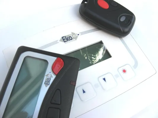 Bild: Multiton EkoTek® – Synchronised Ethernet Repeater und Software Release 3.12