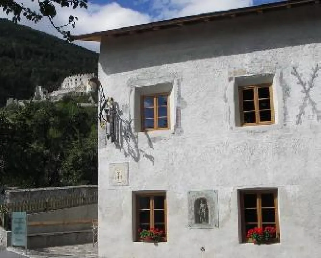 Historisches Hotel Weisses Rössl anno 1480