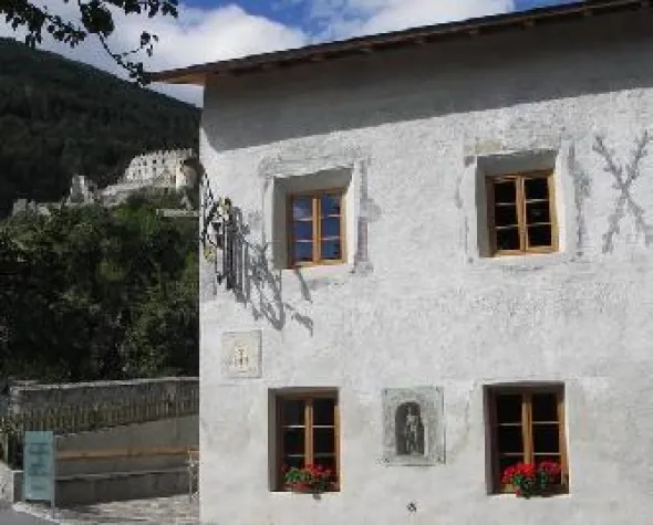 Bild: Auszeichnung für das Historische Hotel Weisses Rössl in Lichtenberg